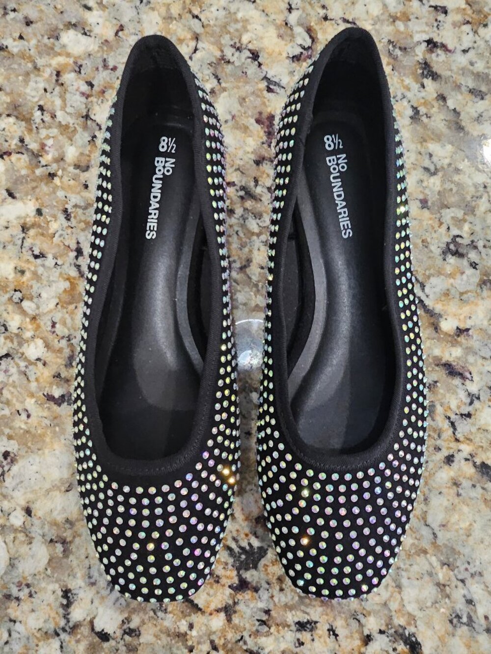 No Boundaries Women's Rhinestone Ballet Flats Black Size 8.5 New Condition